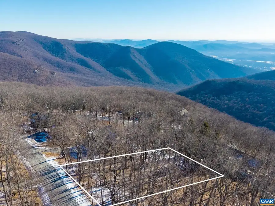 211 Chestnut Pl #16, Wintergreen Resort, VA 22967 - #2