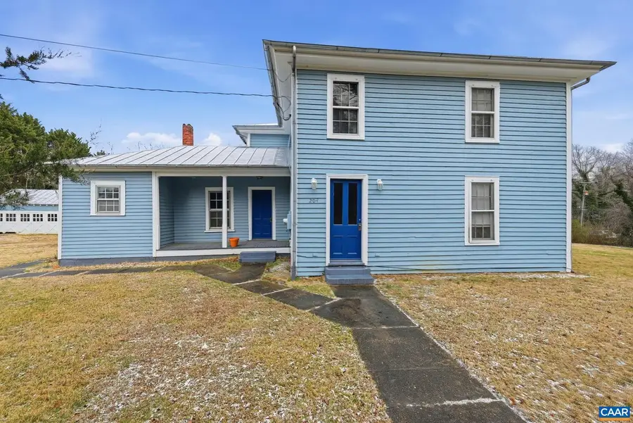 204 Holladay Ave, Gordonsville, VA 22942 - #3