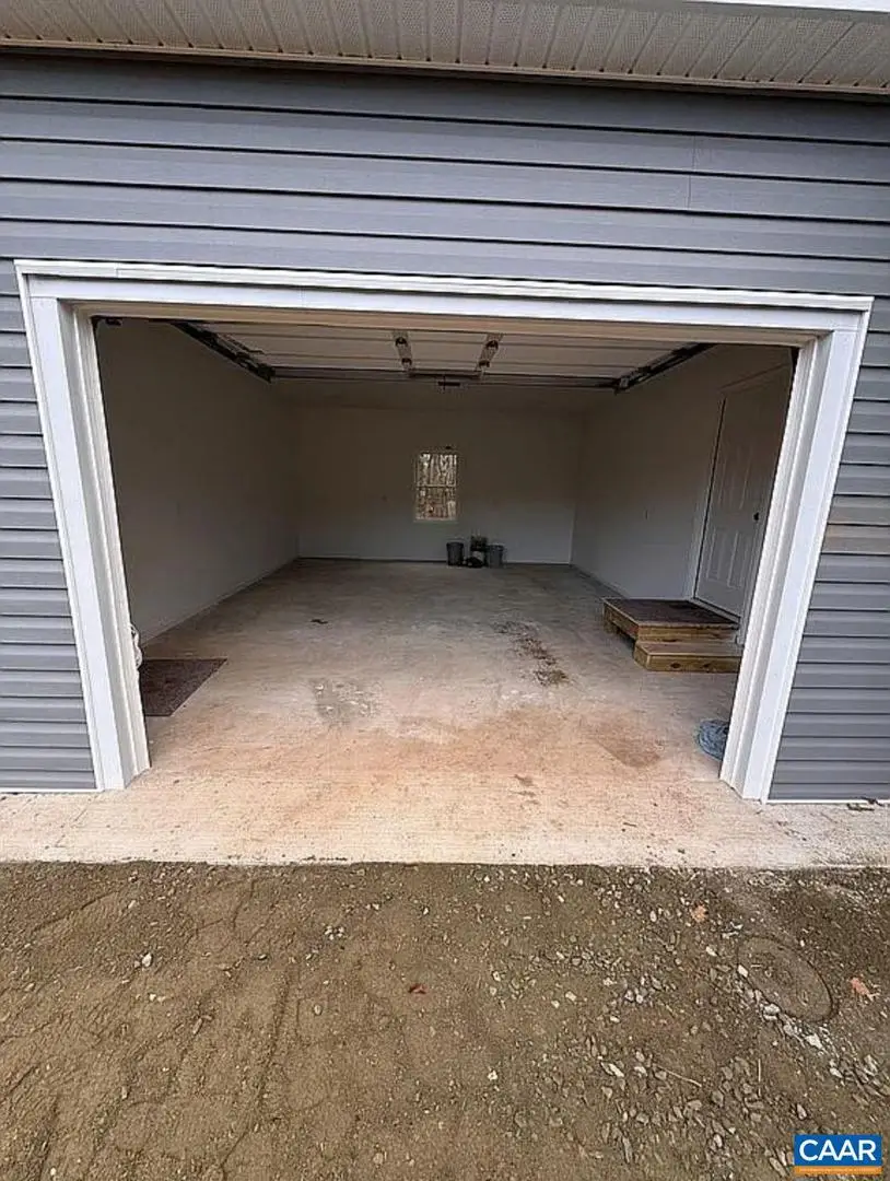 16033 Weakley Dr, Gordonsville, VA 22942 - #2