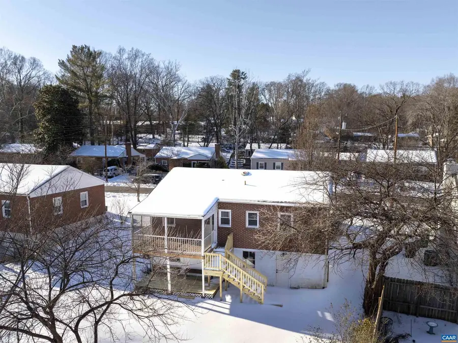 1006 Holmes Ave, Charlottesville, VA 22901 - Image #2