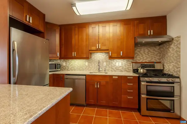 137 Hessian Hills Cir #3, CHARLOTTESVILLE, VA 22901