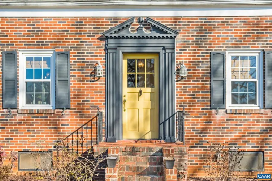 602 N Main St, Gordonsville, VA 22942 - #2