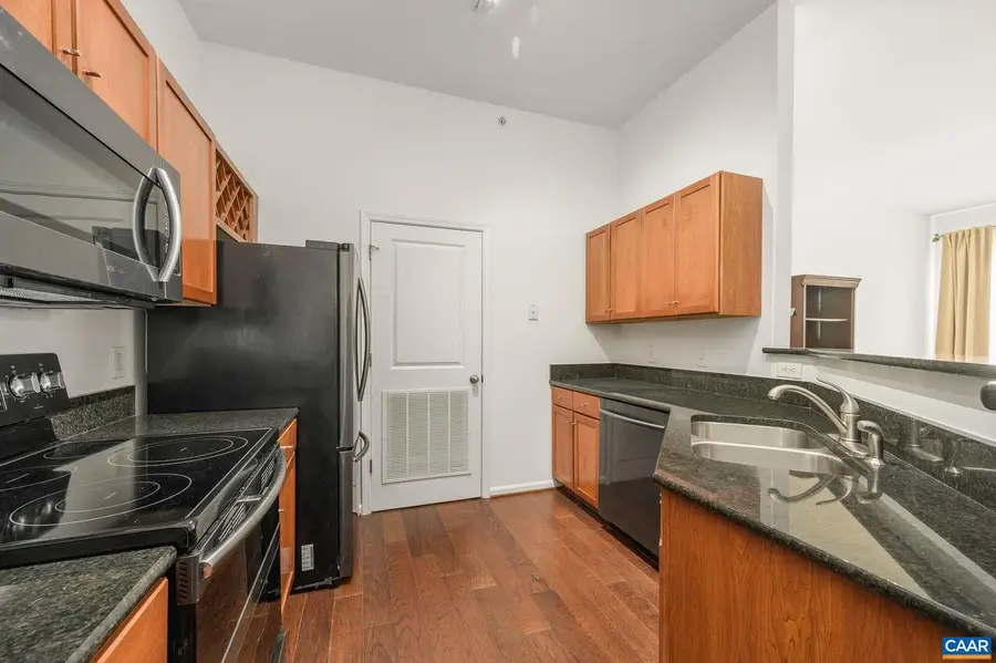 755 Walker Sq #4b, Charlottesville, VA 22903 - #3