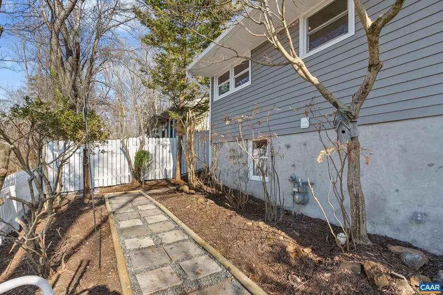 232 Sunset Ave, Charlottesville, VA 22903 - #2