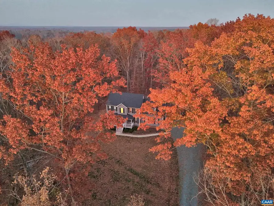 2395 Beaverdam Rd, Keswick, VA 22947 - #3