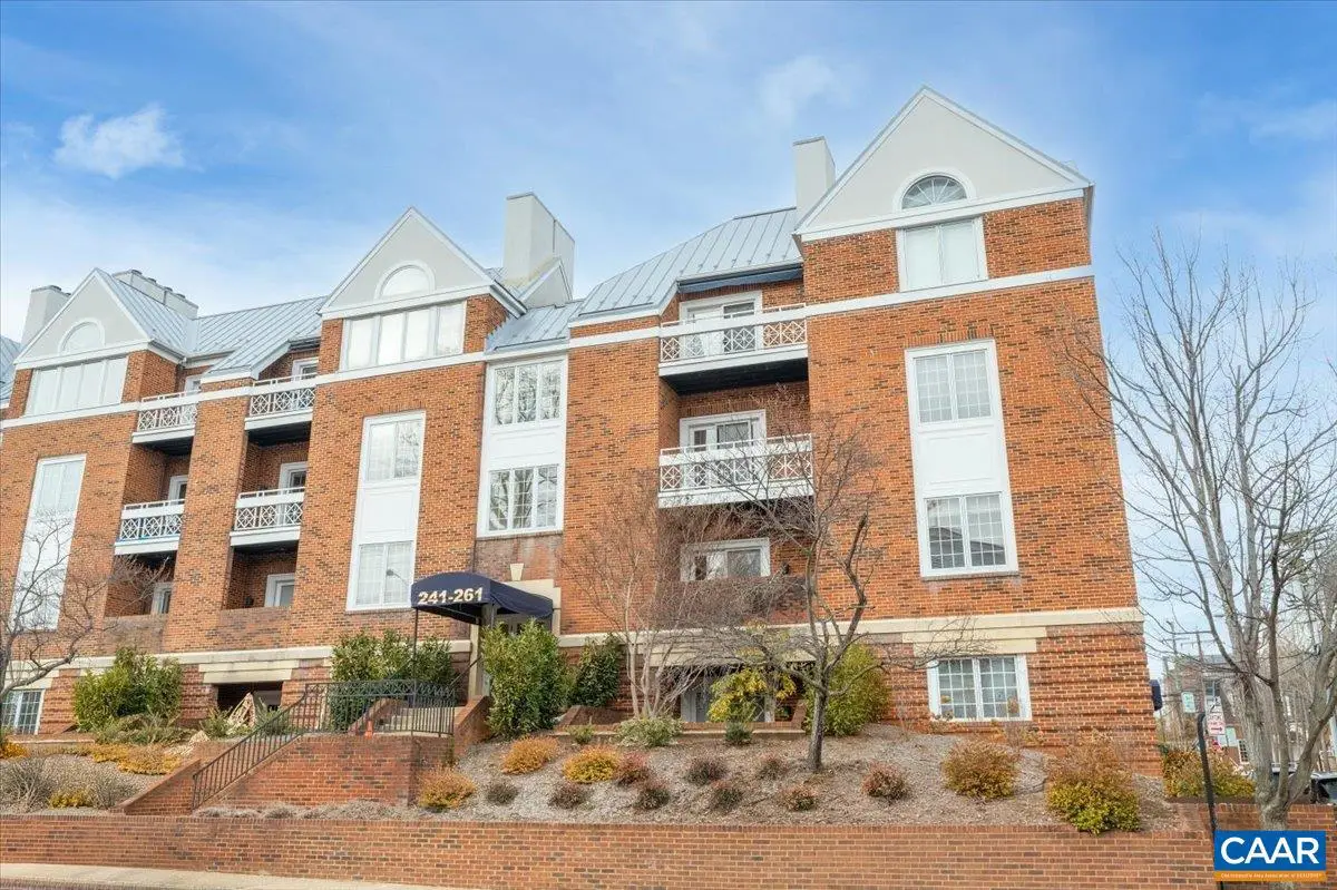 255 E Jefferson St, Charlottesville, VA 22902 - #1