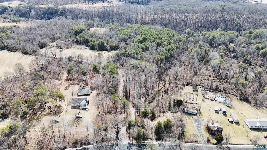 497 Sangers Ln, Staunton, VA 24401 - #2