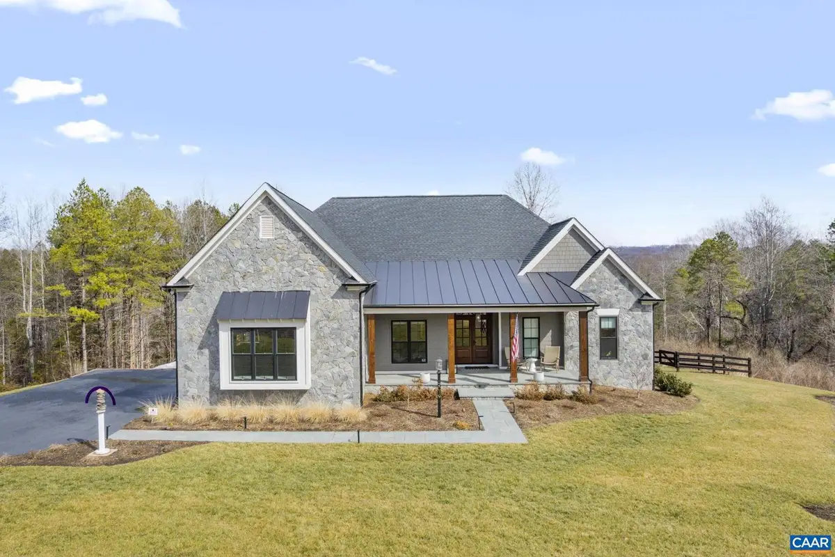 2019 Fairhill Mountain View, Charlottesville, VA 22903 - #1