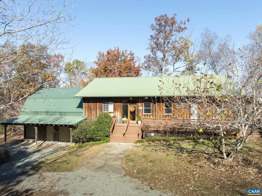 9225 Howardsville Tpke, Schuyler, VA 22969 - #2