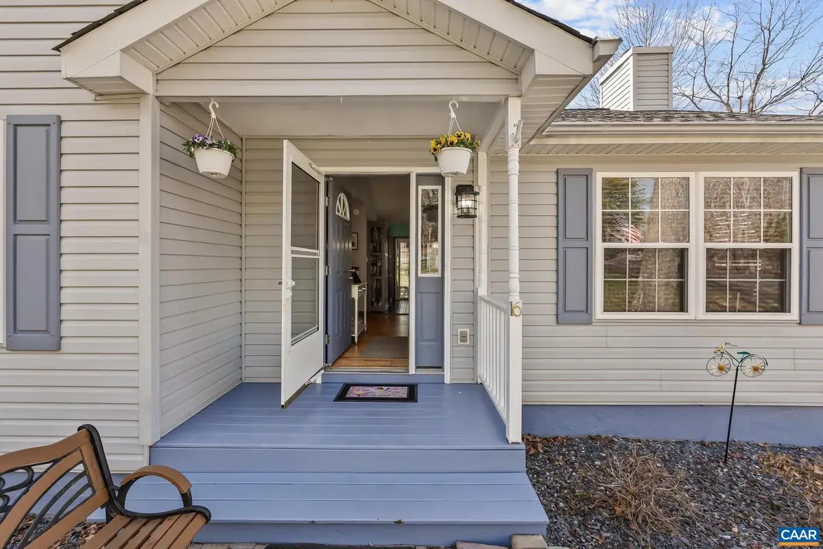 16 Chickasaw Pl, Palmyra, VA 22963 - #1