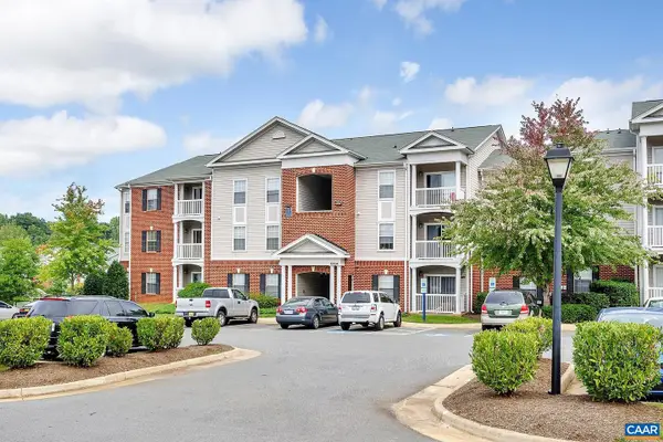 155 Yellowstone Dr #002, CHARLOTTESVILLE, VA 22903