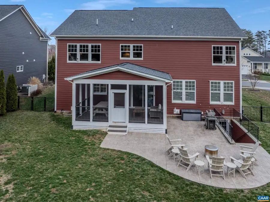 626 Jonna St, Crozet, VA 22932 - #2