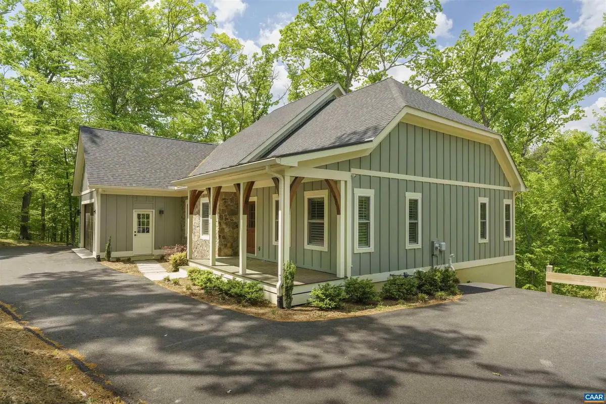 329 Carrsbrook Dr, Charlottesville, VA 22901 - #1
