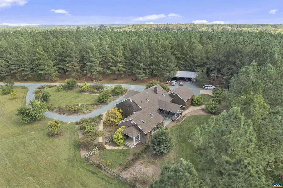 12048 Louisa Rd, Gordonsville, VA 22942 - #2