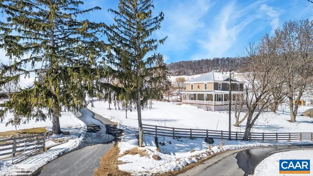 142 Mt Ida Ln, Staunton, VA 24401 - #1