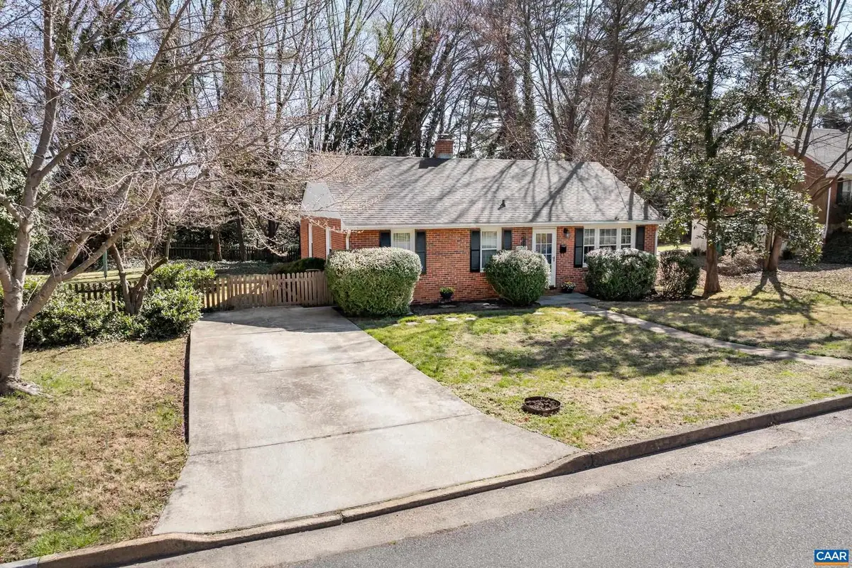 1216 Sherwood Rd, Charlottesville, VA 22903 - #1