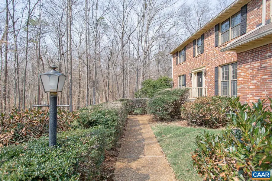 750 Lochridge Ln, Earlysville, VA 22936 - #2