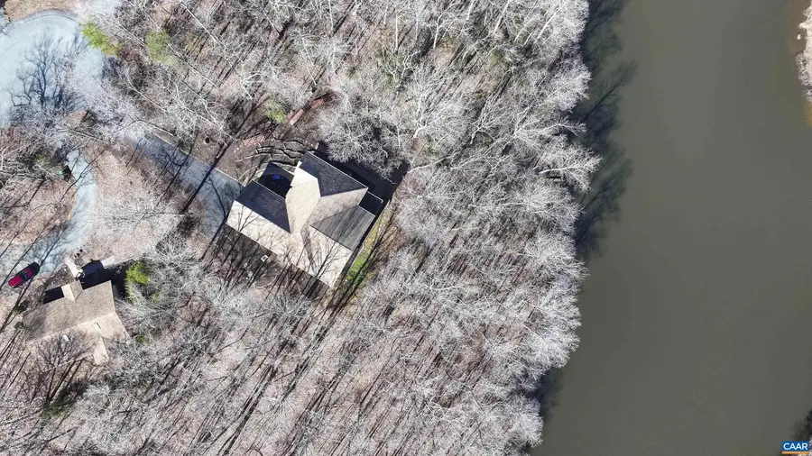 3 Nutwood Cir, Palmyra, VA 22963 - #2