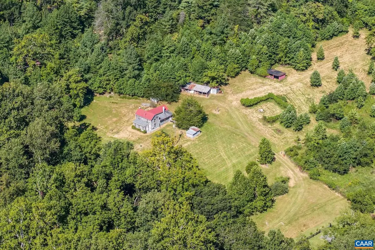 6878 Chap Place Ln, Crozet, VA 22932 - #1