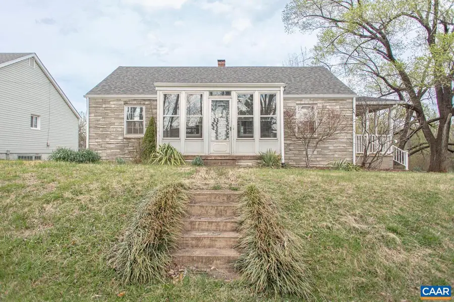 5930 Railroad Ave, Crozet, VA 22932 - #2