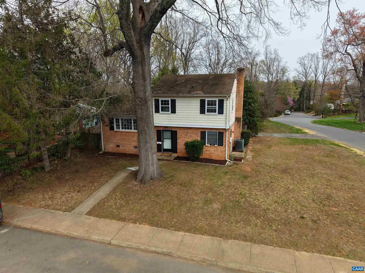1213 Cutler Ln, Charlottesville, VA 22901 - #1