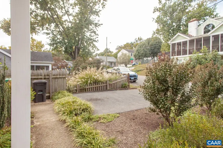 402 Ne 13th St, Charlottesville, VA 22902 - #3