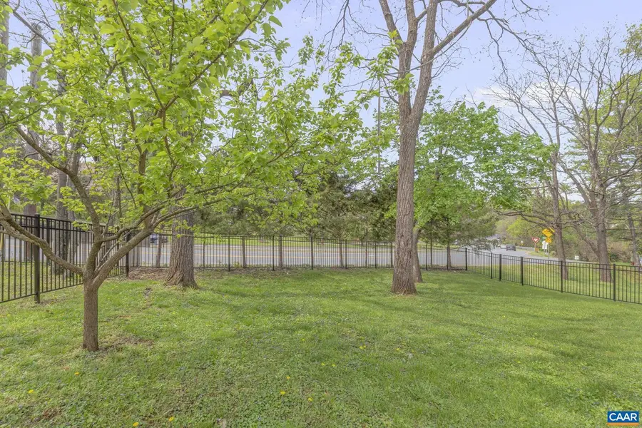 807 Watson Ave, Charlottesville, VA 22901 - #3