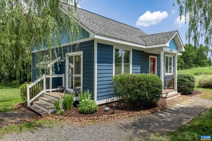 7520 & 7522 Greenwood Station Rd, Greenwood, VA 22943 - #3