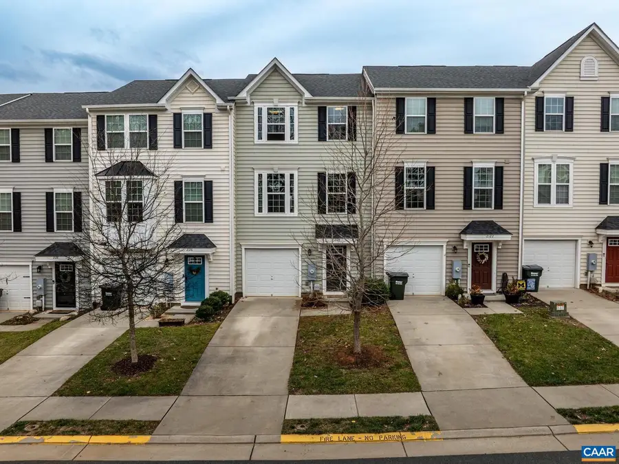 2124 Elm Tree Ct, Charlottesville, VA 22911 - #2