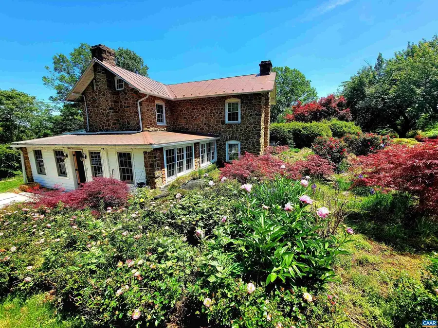 128 Rockfish Orchard Dr, Afton, VA 22920 - #2