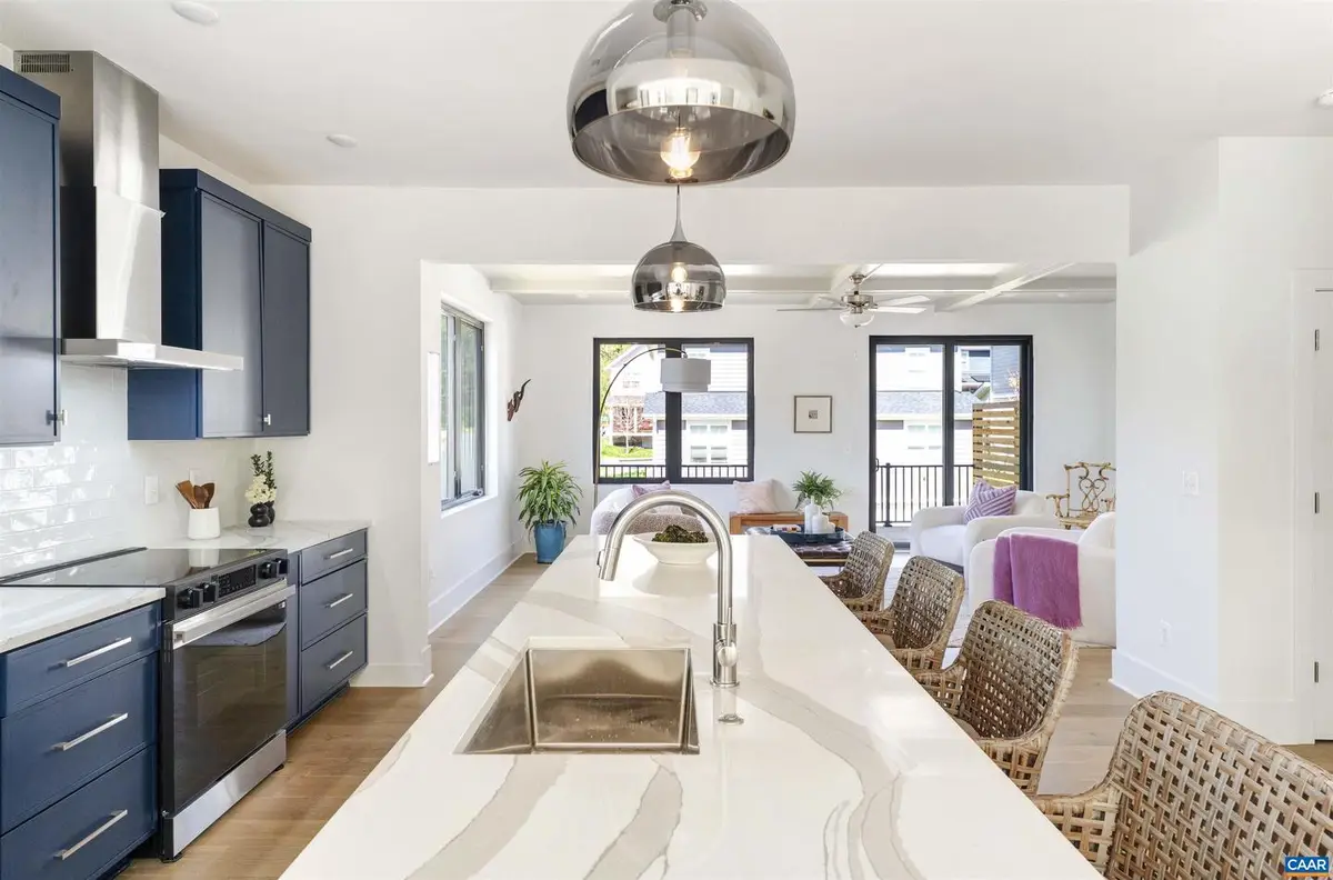 987 5th St Sw, Charlottesville, VA 22902 - #1