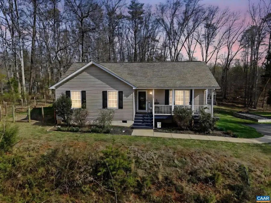 201 Tanglewood Dr, Barboursville, VA 22923 - #3