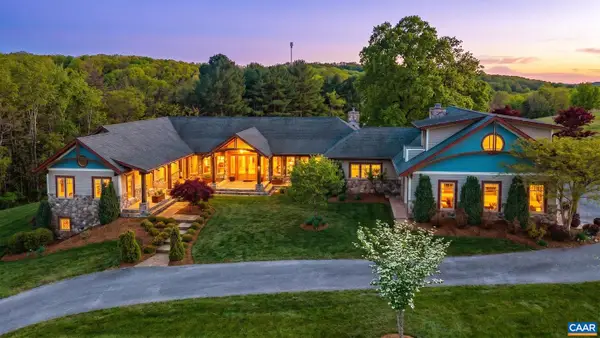 320 Carrsbrook Dr, STAUNTON, VA 24401