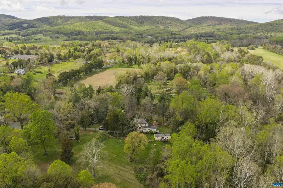 5515 Gordonsville Rd, Keswick, VA 22947 - #3