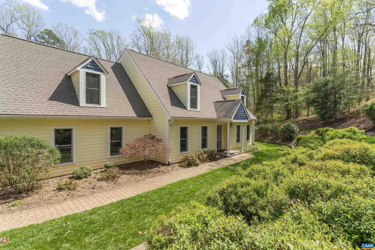 2700 Willow Oak Cir, Charlottesville, VA 22901 - #1