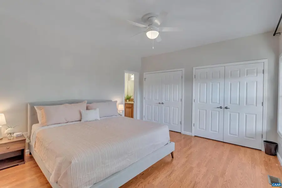 1006 Long St, Charlottesville, VA 22901 - #3