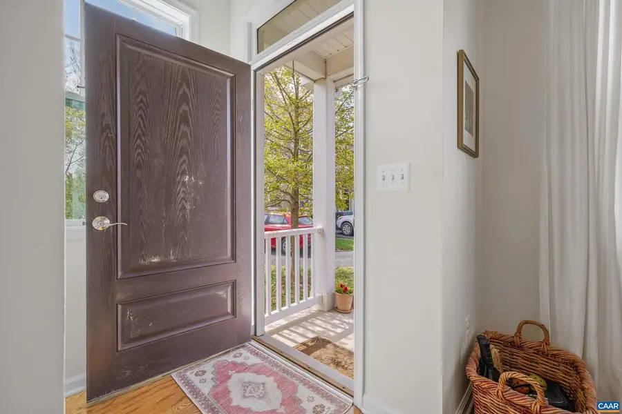 144 Longwood Dr, Charlottesville, VA 22903 - #3