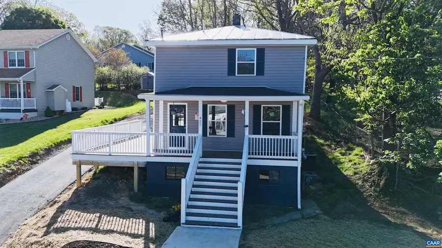 427 Montgomery Ave, Staunton, VA 24401 - #2