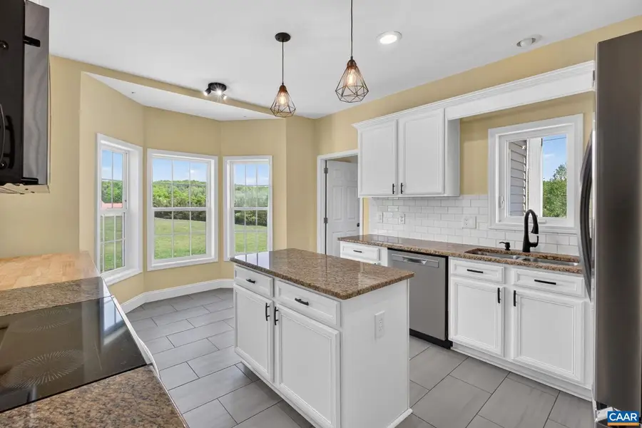 742 White Hall Rd, Keswick, VA 22947 - #3