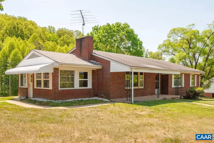 278 Ridge St, Lovingston, VA 22949 - #2