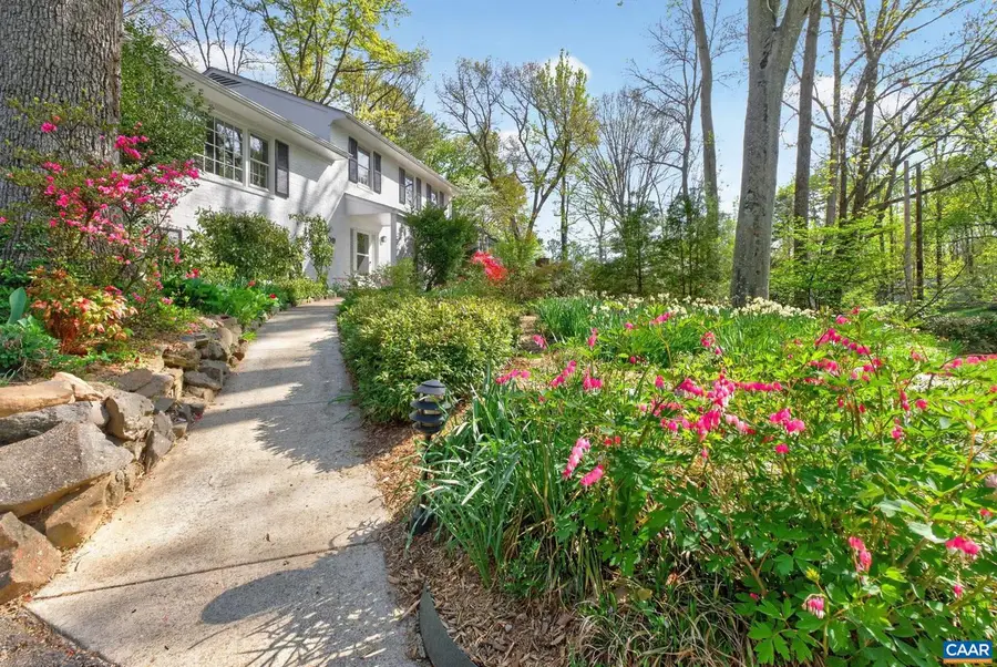 2409 Kerry Ln, Charlottesville, VA 22901 - #2