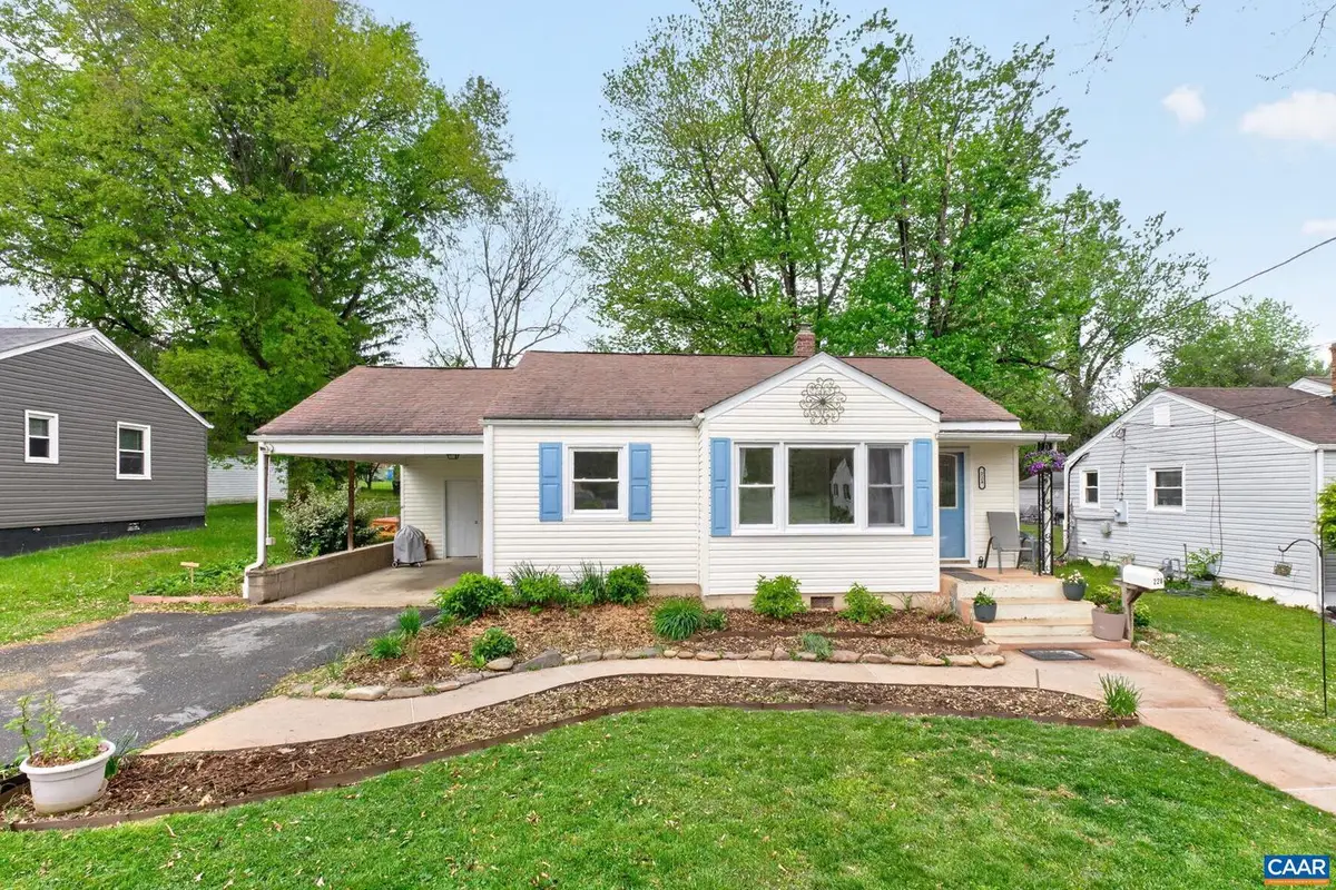 228 River Rd, Waynesboro, VA 22980 - #1