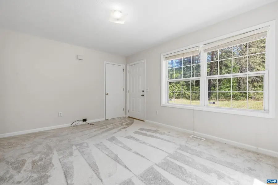 82 Davis Ln, Fork Union, VA 23055 - #3