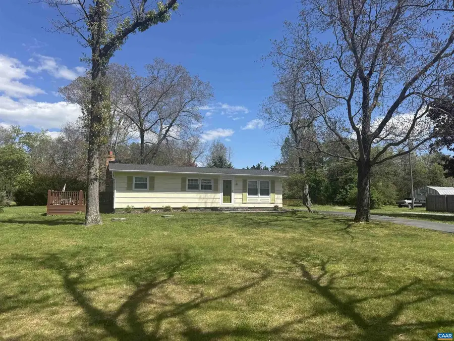 147 Rankin Ln, Stuarts Draft, VA 24477 - #2