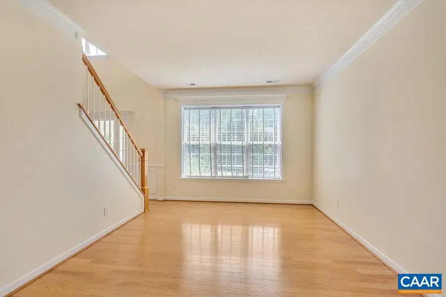 315 Pleasant Pl, Charlottesville, VA 22911 - #3