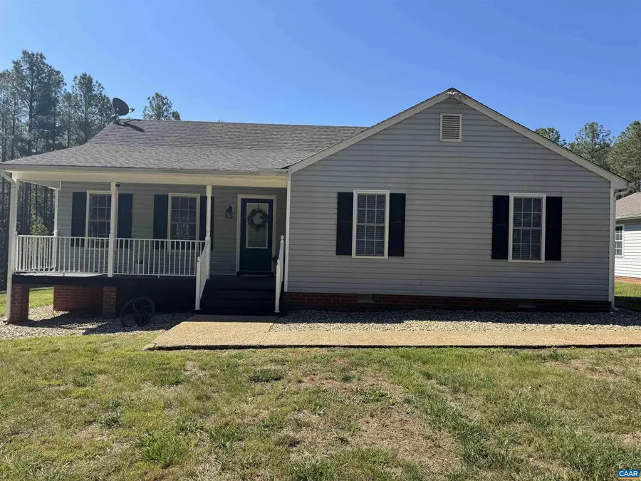 1121 Hardware Rd, Scottsville, VA 24590 - #2