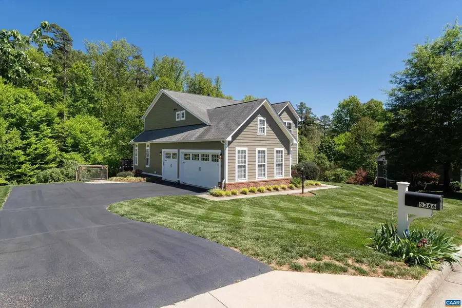 5366 Park Rd, Crozet, VA 22932 - #3
