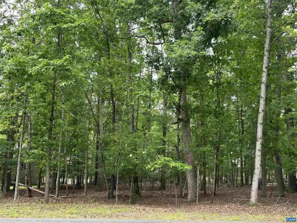 25 Laguna Rd #130, PALMYRA, VA 22963