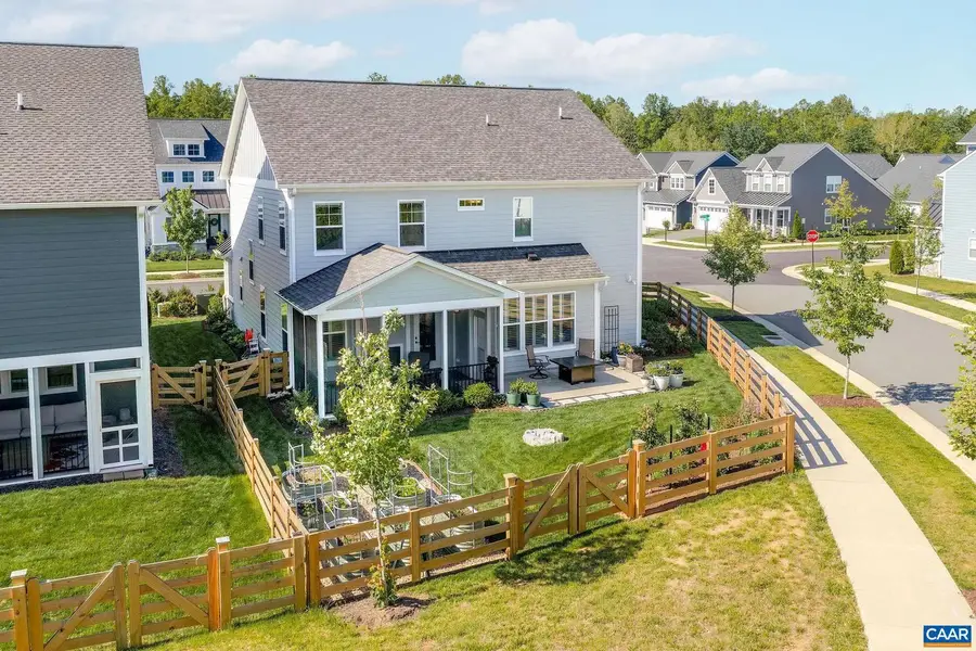 718 Arboleda Dr, Crozet, VA 22932 - #2