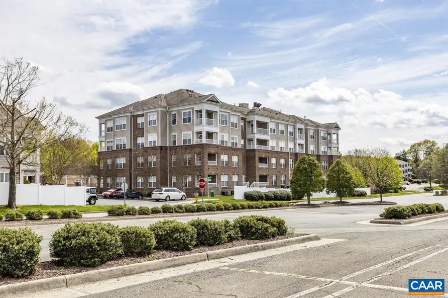1051 Glenwood Station Ln #104, Charlottesville, VA 22901 - #2